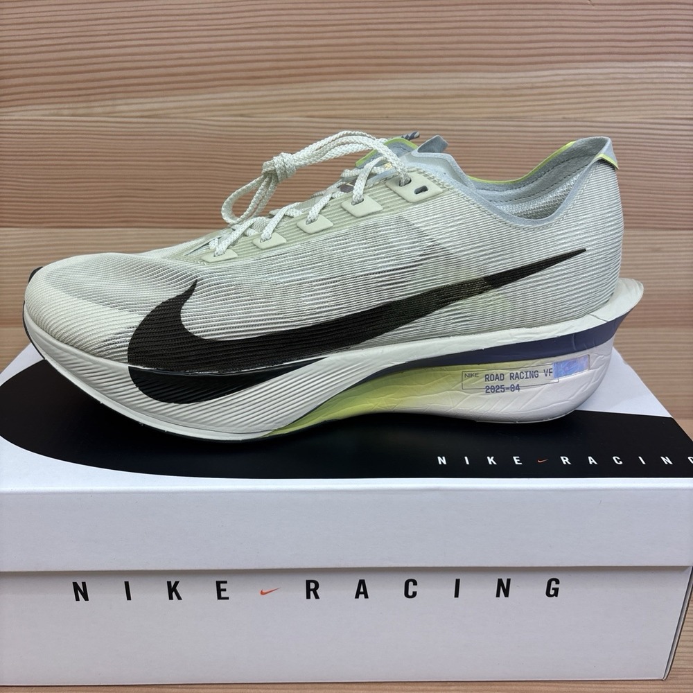Nike Zoom VaporFly Next 4% Marathon Running HF6414-004 Men's Size 11.5